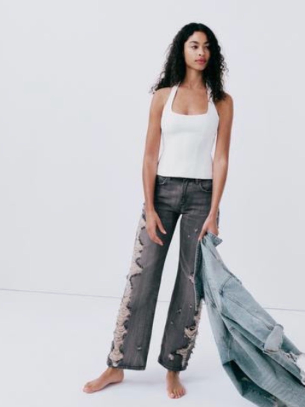 Zara Fitted White Halter Top